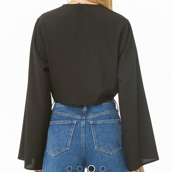 🔥 SOLD 🔥Black Button Down Tie Front Crop Top - Picture 2 of 7